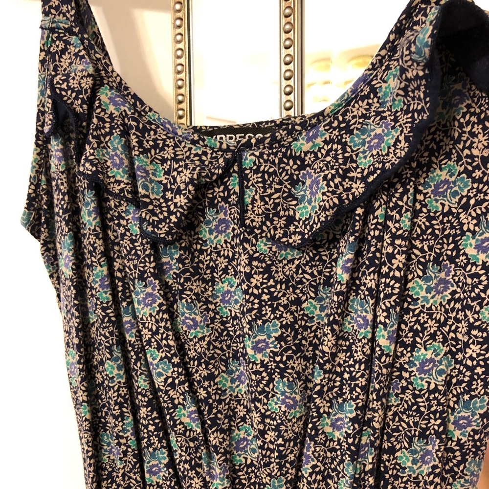 Express dresses - Picture 4 of 8